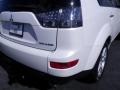 Diamond White Pearl - Outlander XLS Photo No. 18