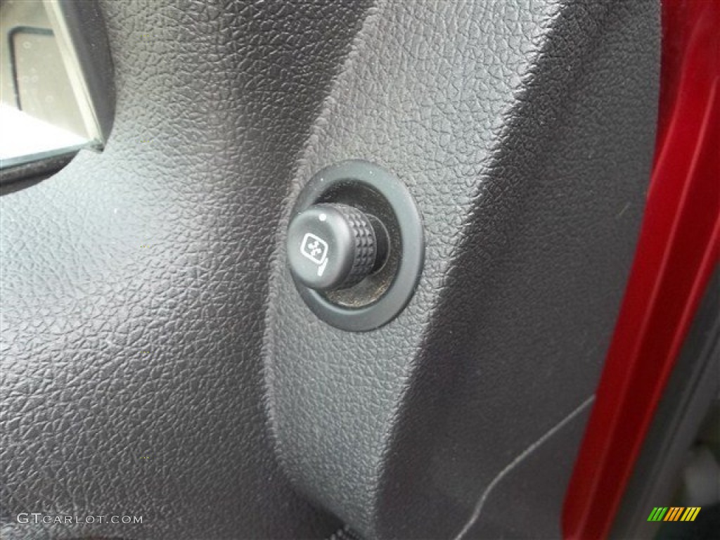 2007 Mountaineer AWD - Vivid Red / Charcoal Black photo #30