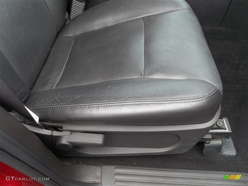 2007 Mountaineer AWD - Vivid Red / Charcoal Black photo #39
