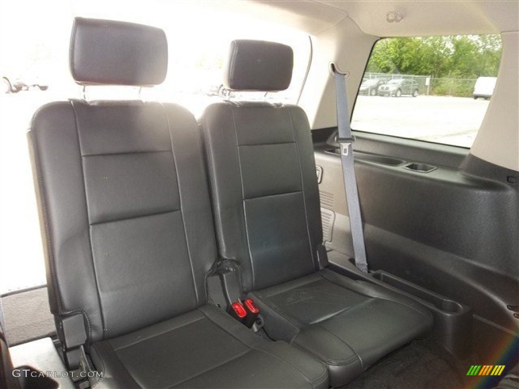 2007 Mountaineer AWD - Vivid Red / Charcoal Black photo #44