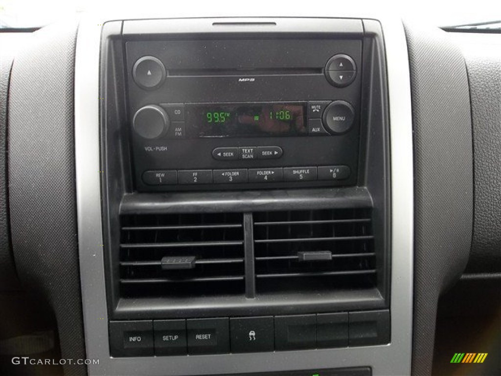 2007 Mountaineer AWD - Vivid Red / Charcoal Black photo #54