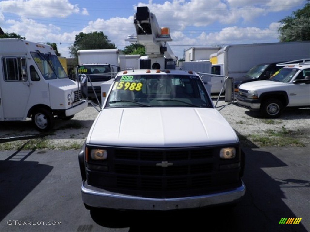 1999 C/K 3500 C3500 Regular Cab Bucket Truck - Summit White / Gray photo #4