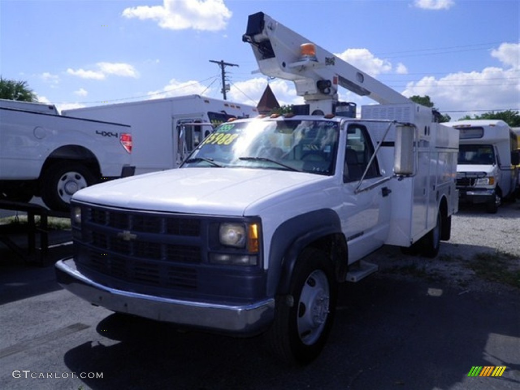 1999 C/K 3500 C3500 Regular Cab Bucket Truck - Summit White / Gray photo #6