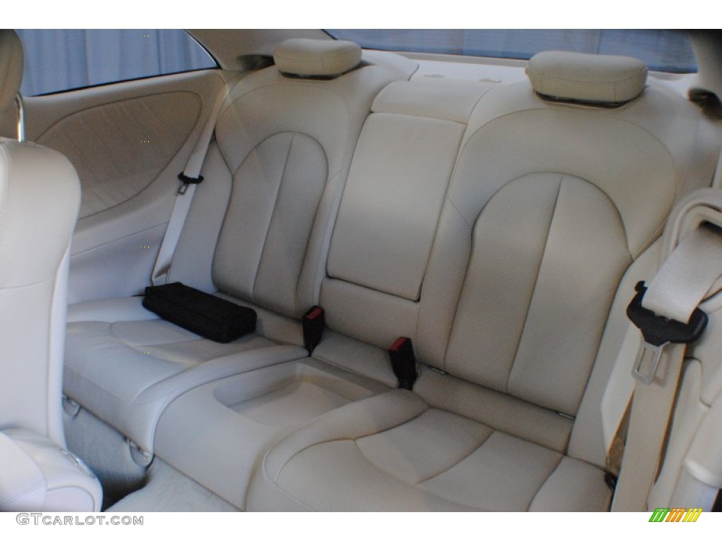 2008 Mercedes-Benz CLK 550 Coupe Rear Seat Photo #72175233