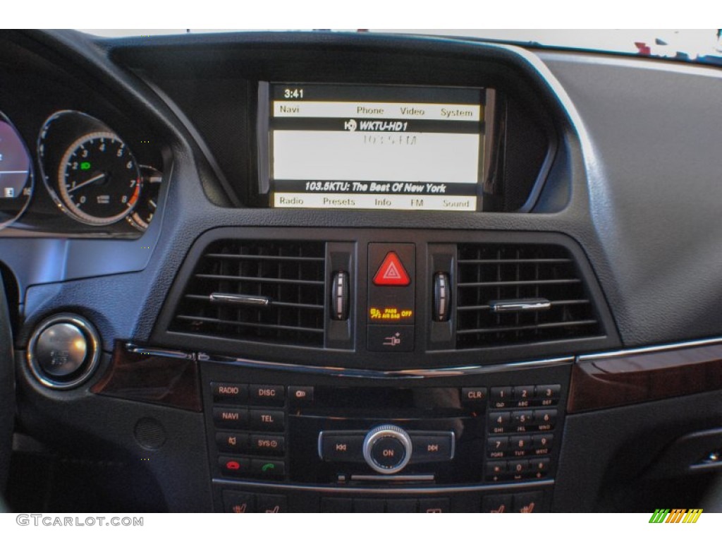 2011 Mercedes-Benz E 350 Coupe Controls Photo #72176529