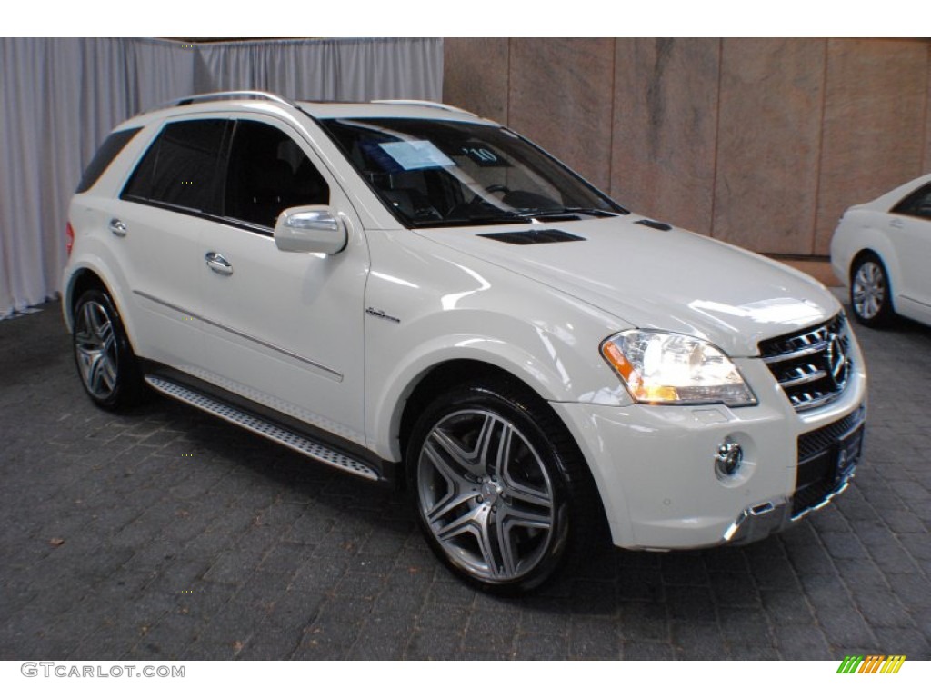 2010 Mercedes-Benz ML 63 AMG 4Matic Exterior Photos