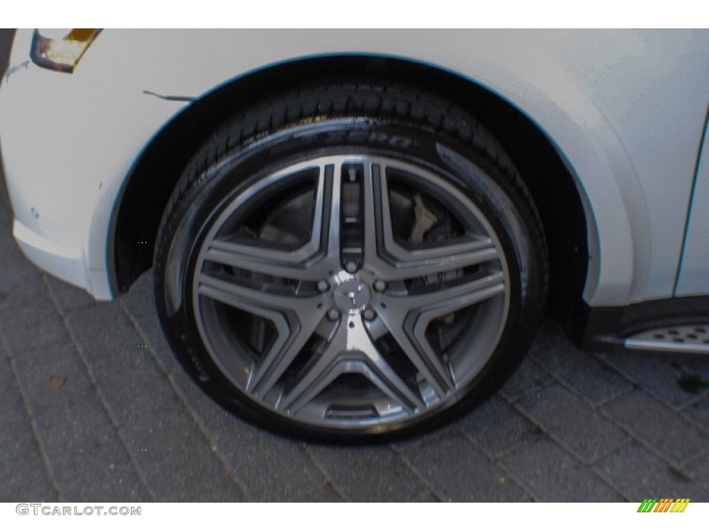 2010 Mercedes-Benz ML 63 AMG 4Matic Wheel Photos