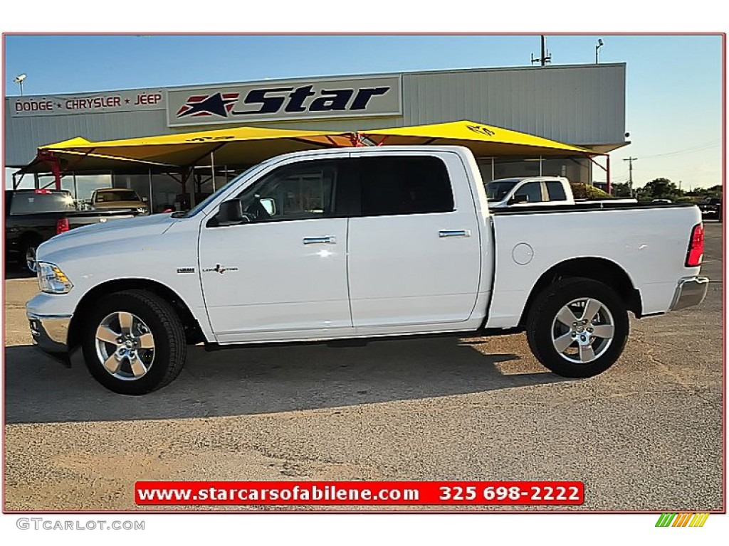 2012 Ram 1500 Lone Star Crew Cab 4x4 - Bright White / Dark Slate Gray photo #2