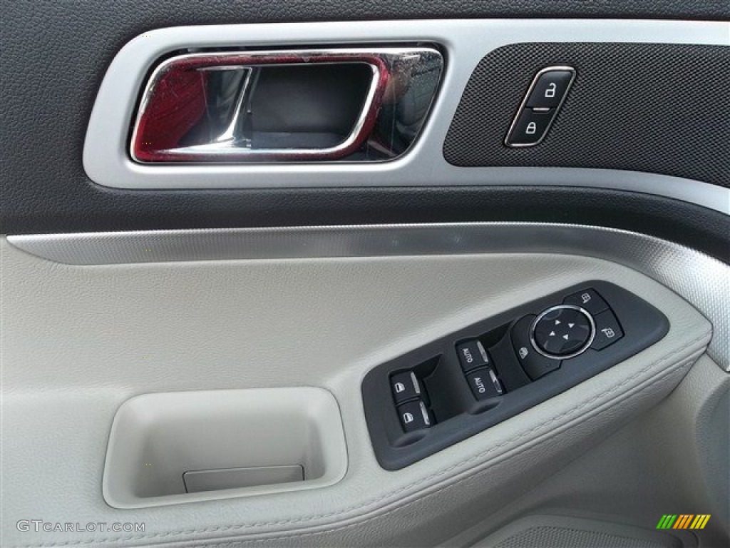 2013 Explorer XLT - Ruby Red Metallic / Medium Light Stone photo #27