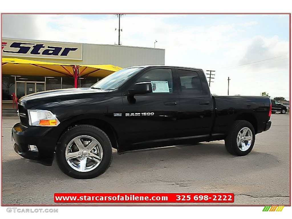 Black Dodge Ram 1500