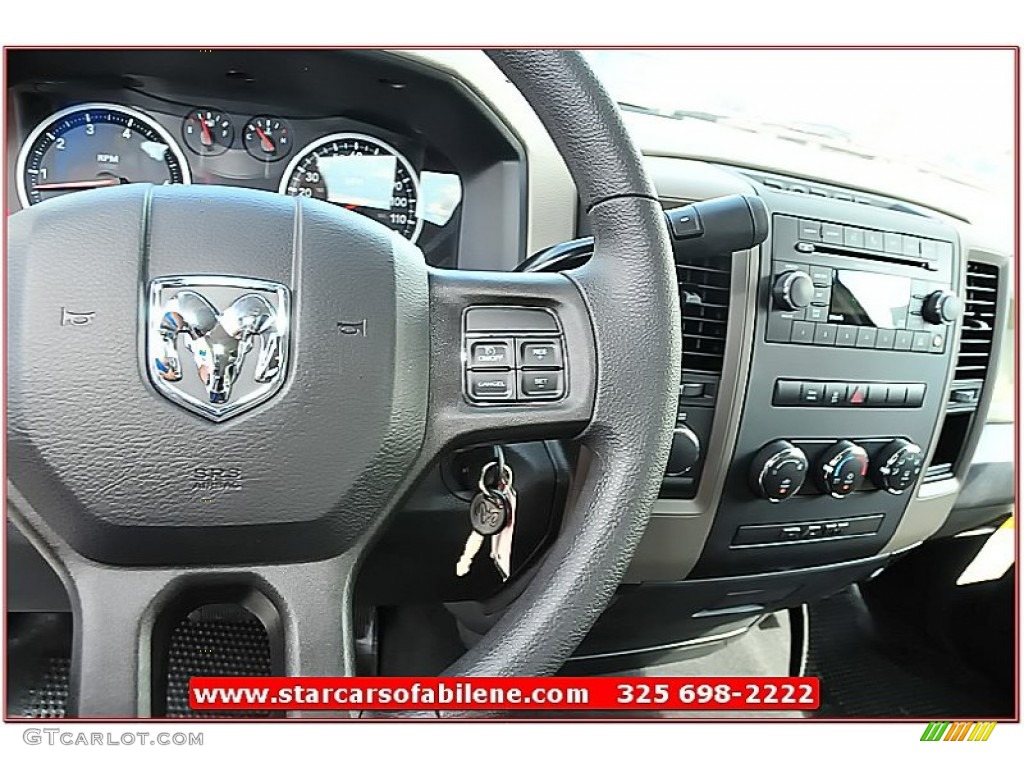 2012 Ram 1500 Express Quad Cab 4x4 - Black / Dark Slate Gray/Medium Graystone photo #17