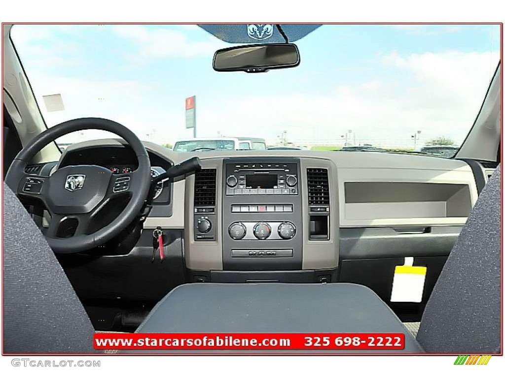 2012 Ram 1500 Express Quad Cab 4x4 - Black / Dark Slate Gray/Medium Graystone photo #27