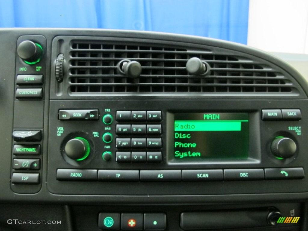 2004 Saab 9-3 Aero Convertible Controls Photo #72187044