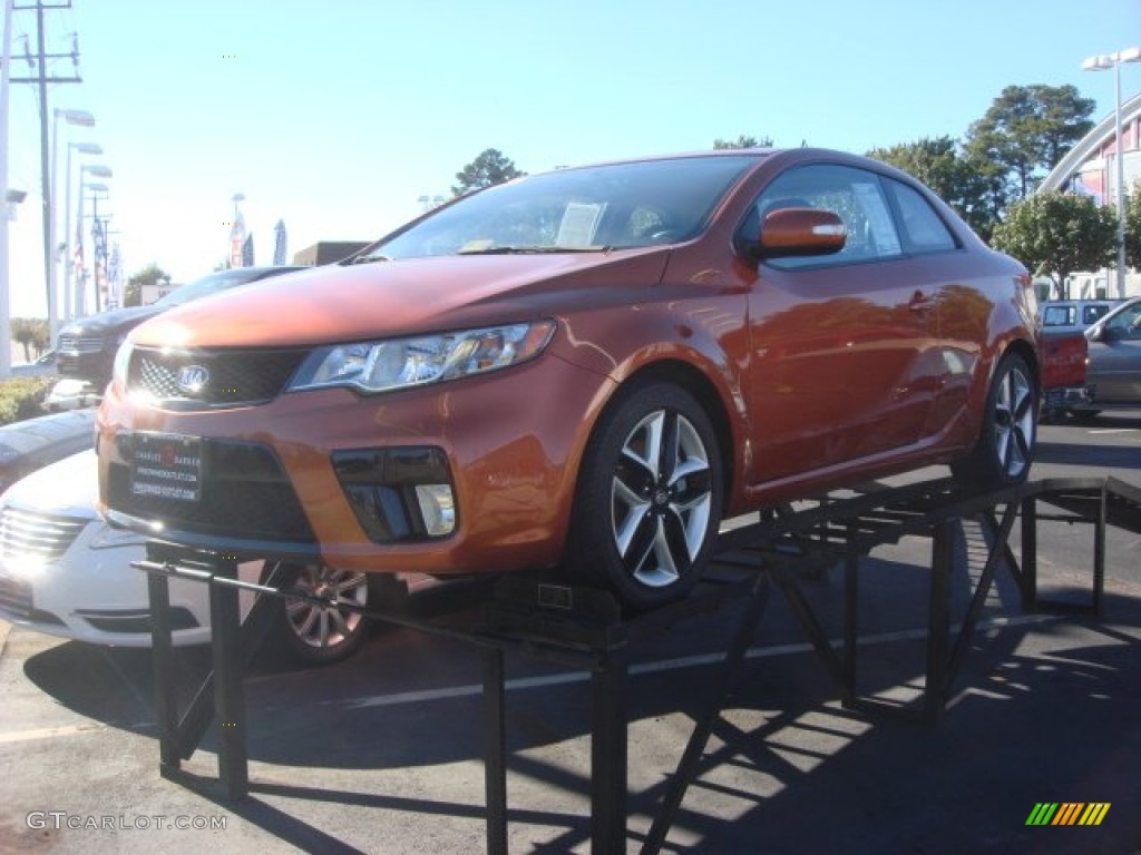2010 Forte Koup SX - Copperhead / Black Sport photo #4