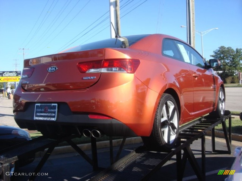2010 Forte Koup SX - Copperhead / Black Sport photo #7