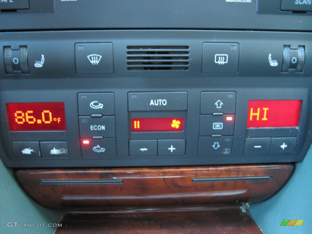 2004 Audi Allroad 2.7T quattro Avant Controls Photo #72187761
