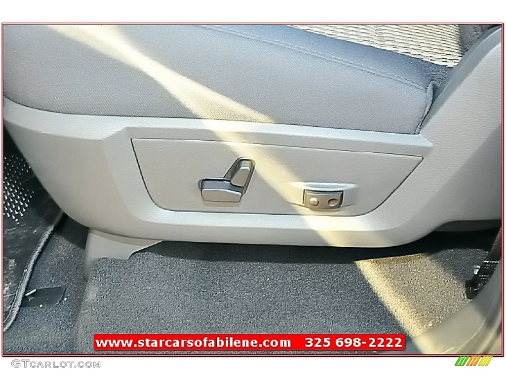 2012 Ram 1500 SLT Quad Cab 4x4 - Bright Silver Metallic / Light Pebble Beige/Bark Brown photo #14