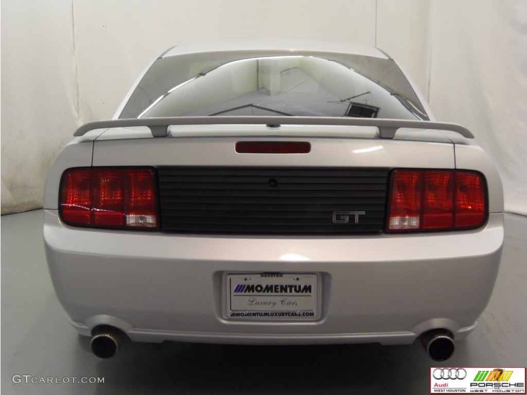 2008 Mustang GT Premium Coupe - Brilliant Silver Metallic / Black photo #18