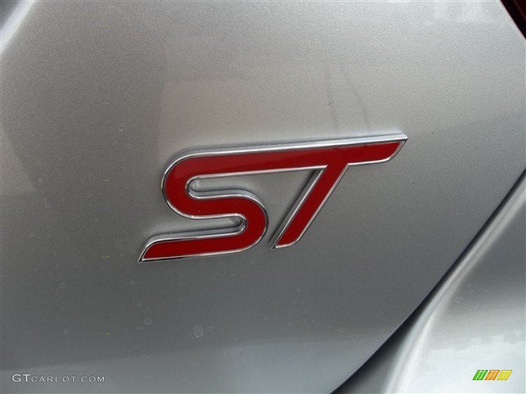 2013 Ford Focus ST Hatchback Marks and Logos Photo #72193425