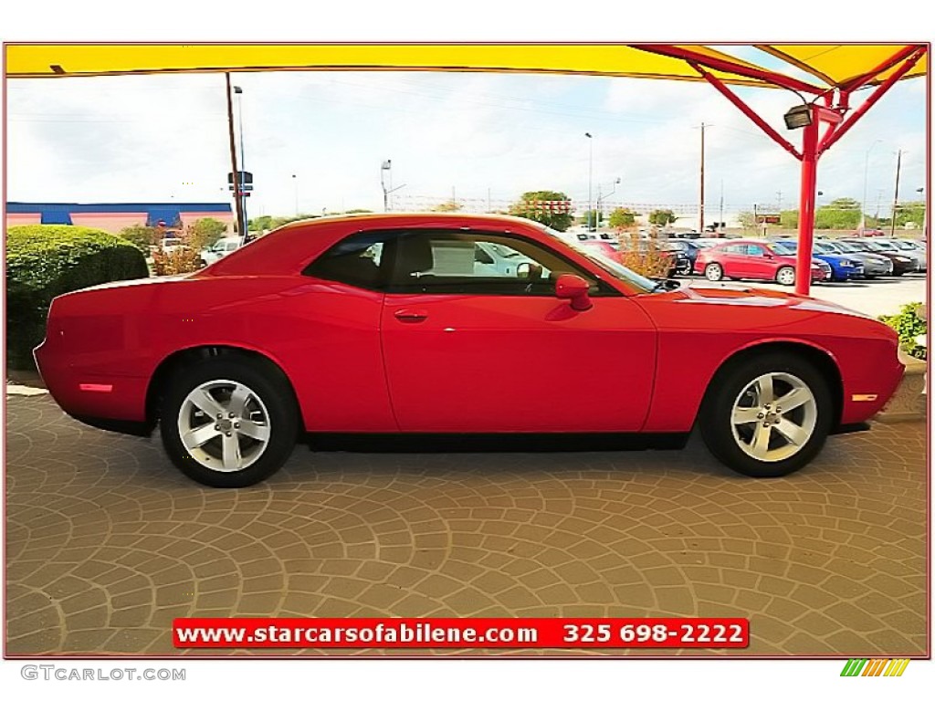 2013 Challenger SXT - Redline 3-Coat Pearl / Dark Slate Gray photo #7