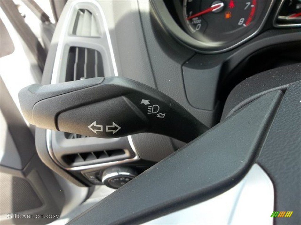 2013 Ford Focus ST Hatchback Controls Photo #72193602