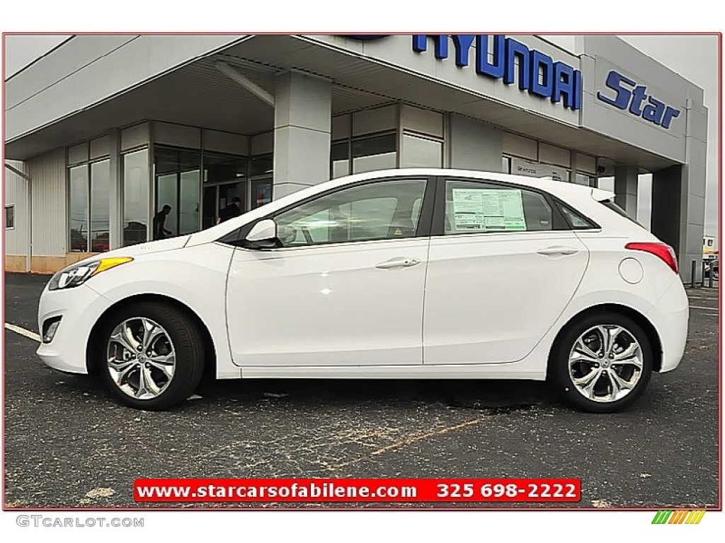 2013 Elantra GT - Monaco White / Beige photo #2