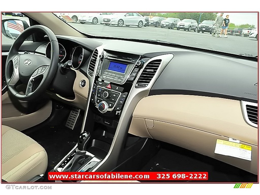 2013 Elantra GT - Monaco White / Beige photo #24