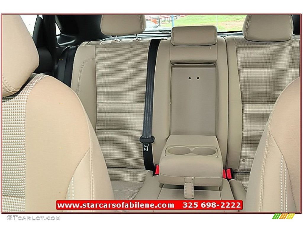 2013 Elantra GT - Monaco White / Beige photo #27