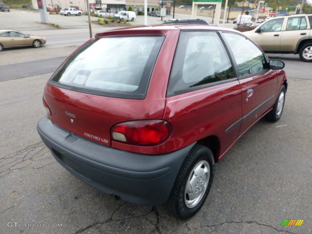 1995 Metro LSi Sedan - Red / Gray photo #3