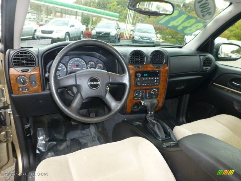 Ebony/Cashmere Interior 2007 Isuzu Ascender S Photo #72196791