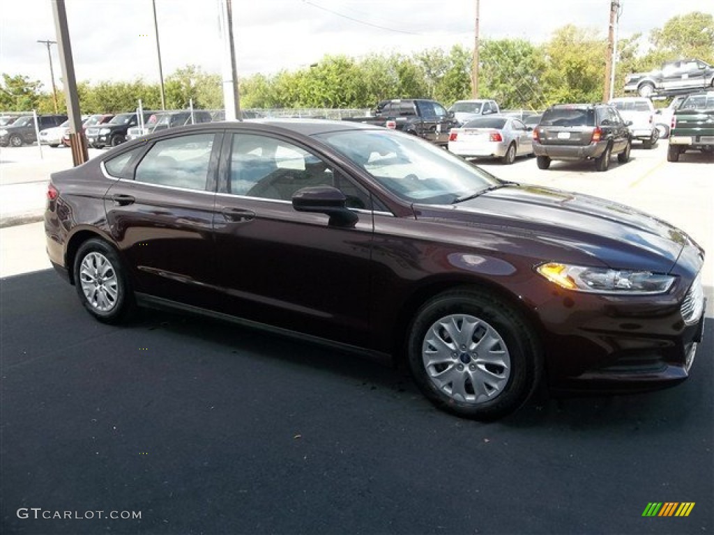 2013 Fusion S - Bordeaux Reserve Red Metallic / Earth Gray photo #10