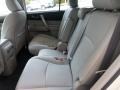 Blizzard White Pearl - Highlander SE 4WD Photo No. 14