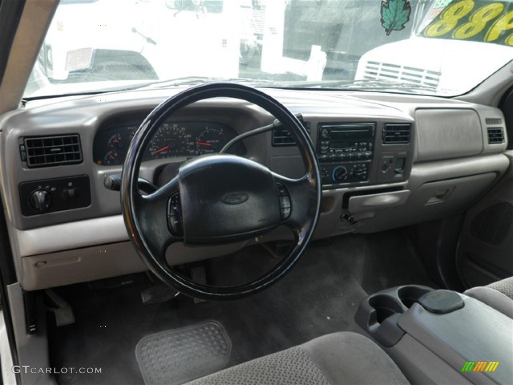2001 Ford F250 Super Duty XLT SuperCab Medium Graphite Dashboard Photo #72200892