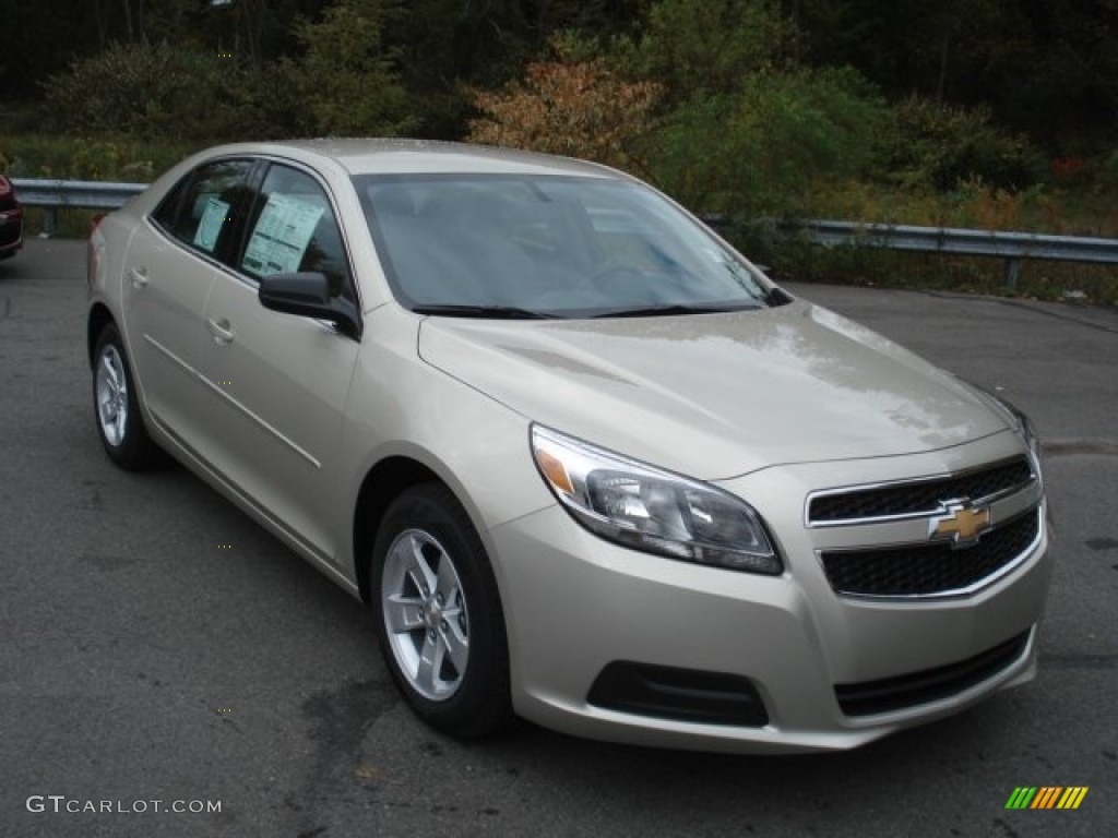 2013 Malibu LS - Champagne Silver Metallic / Jet Black/Titanium photo #2