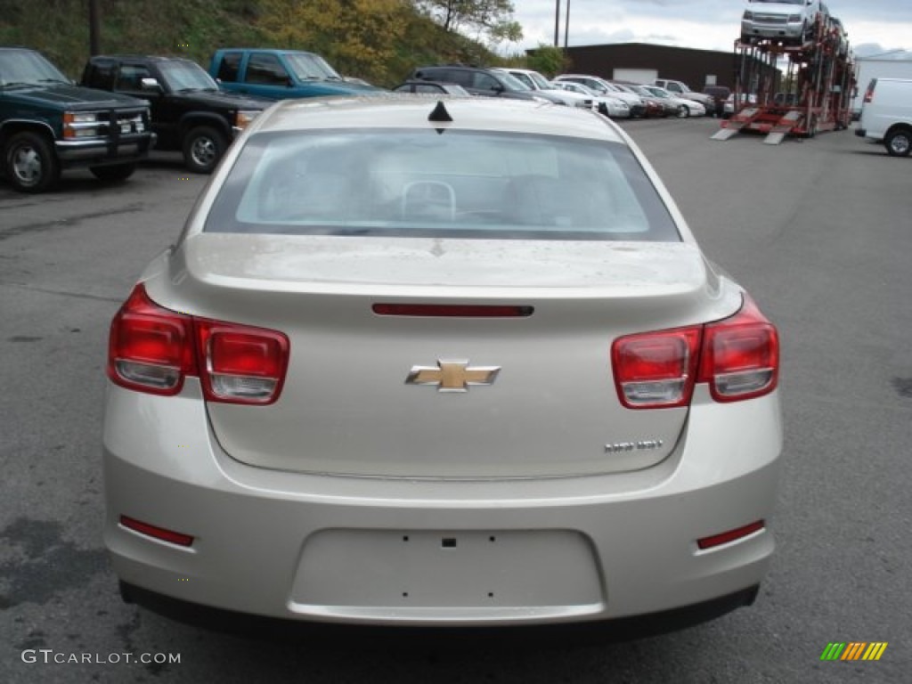 2013 Malibu LS - Champagne Silver Metallic / Jet Black/Titanium photo #7