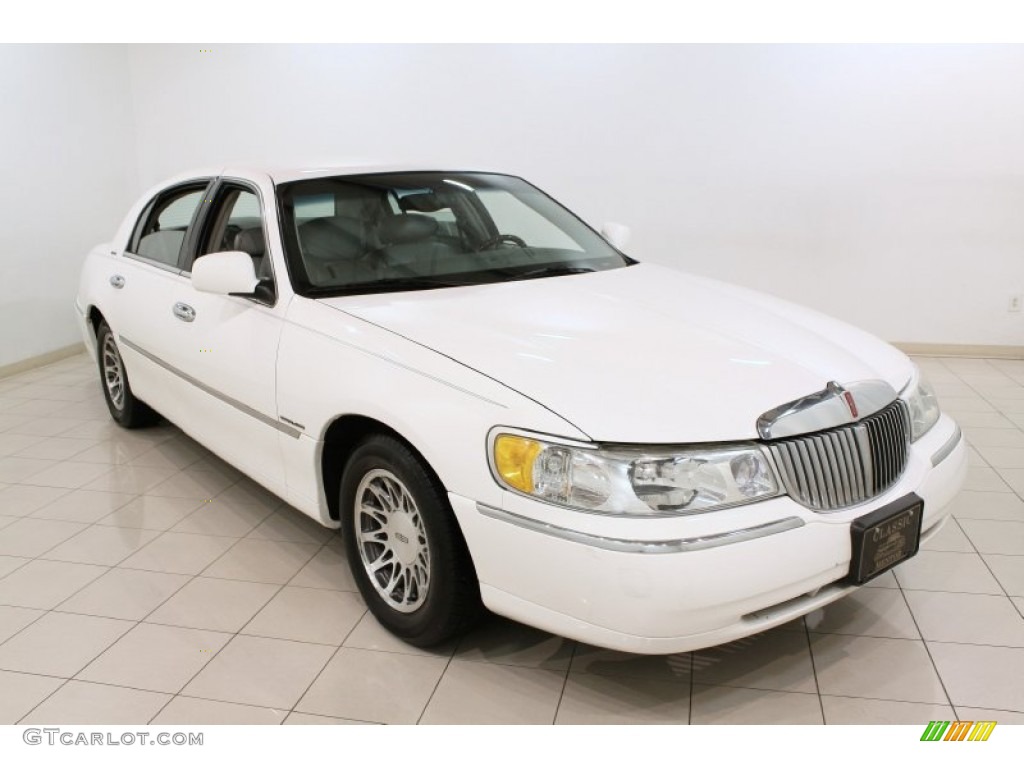 Vibrant White Lincoln Town Car