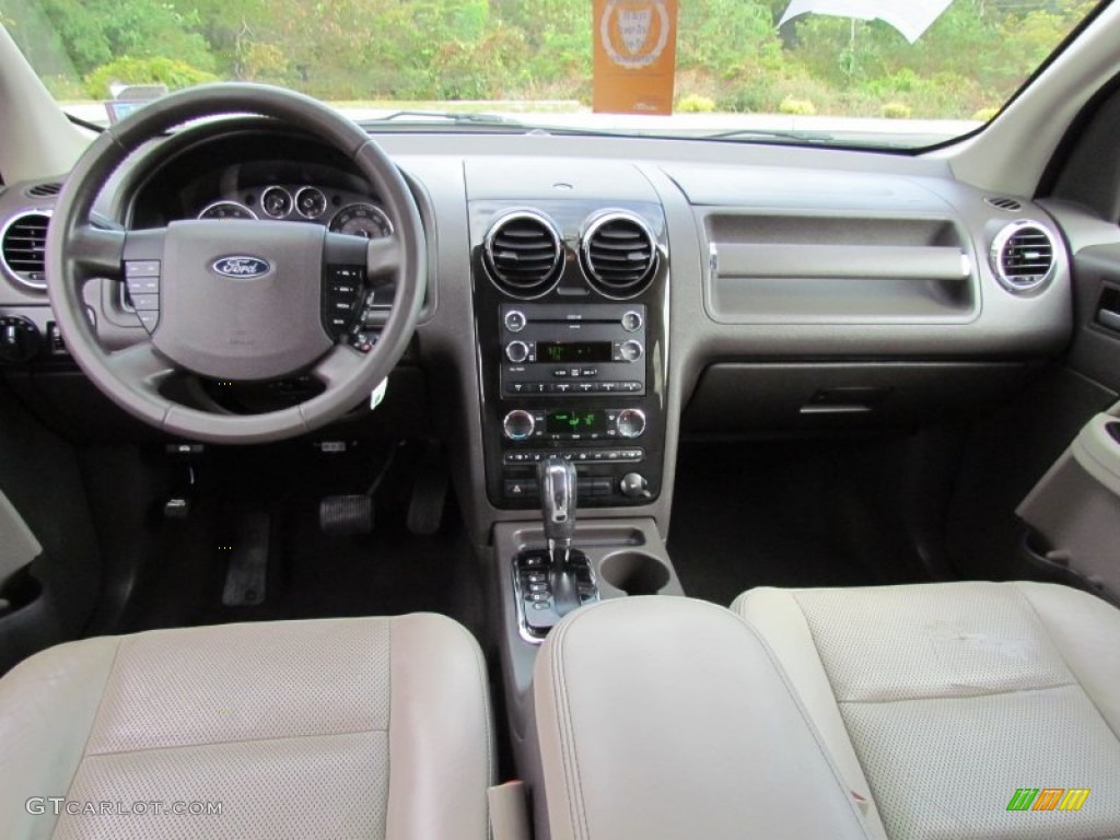2008 Taurus X SEL AWD - Black / Medium Light Stone photo #22