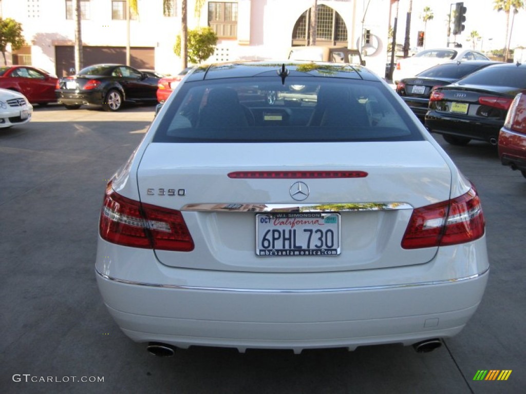 2011 E 350 Coupe - Arctic White / Black photo #3