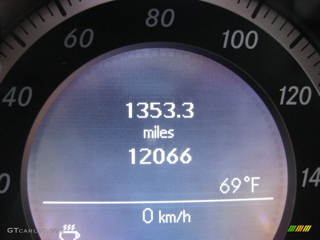 2011 E 350 Coupe - Arctic White / Black photo #10