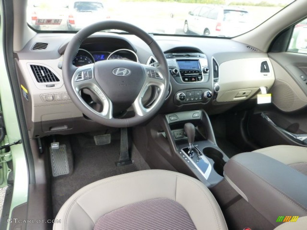 2013 Hyundai Tucson GLS AWD Taupe Dashboard Photo #72212027