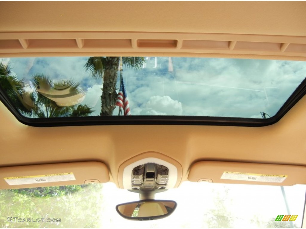 2011 Porsche Panamera V6 Sunroof Photos