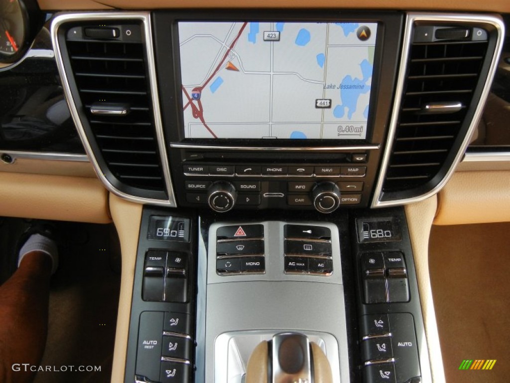 2011 Porsche Panamera V6 Navigation Photos