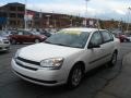 2004 White Chevrolet Malibu Sedan  photo #4