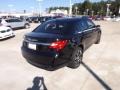 Black - 200 S Sedan Photo No. 5