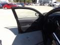Black - 200 S Sedan Photo No. 14