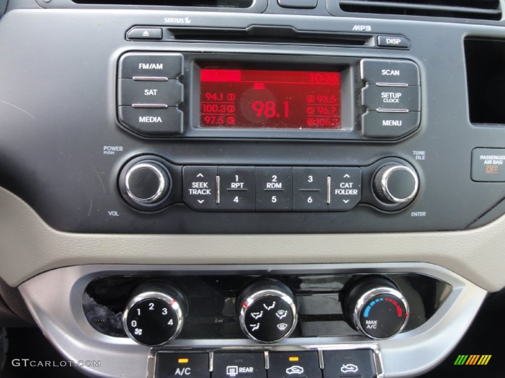 2012 Kia Rio LX Controls Photo #72217331