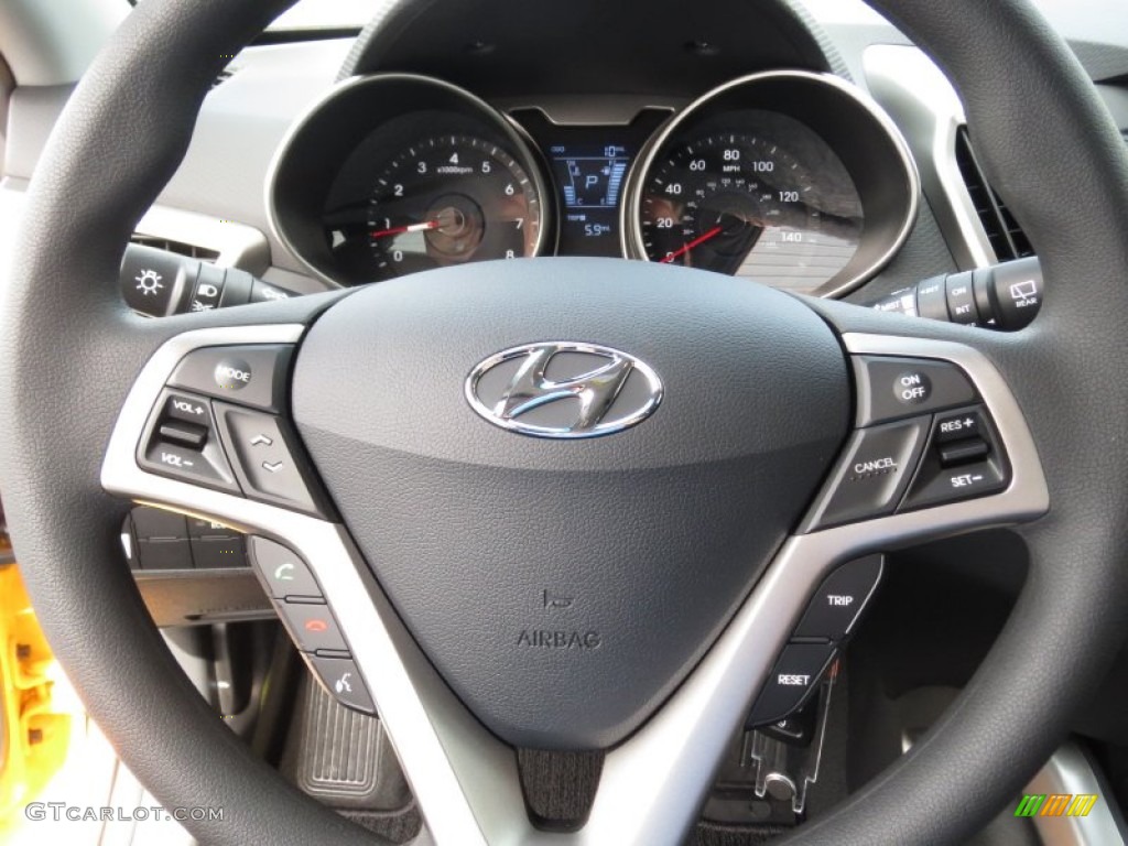 2013 Hyundai Veloster Standard Veloster Model Black Steering Wheel Photo #72219251