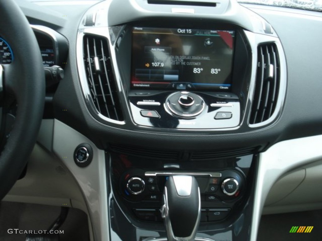 2013 Ford C-Max Hybrid SEL Controls Photo #72219464