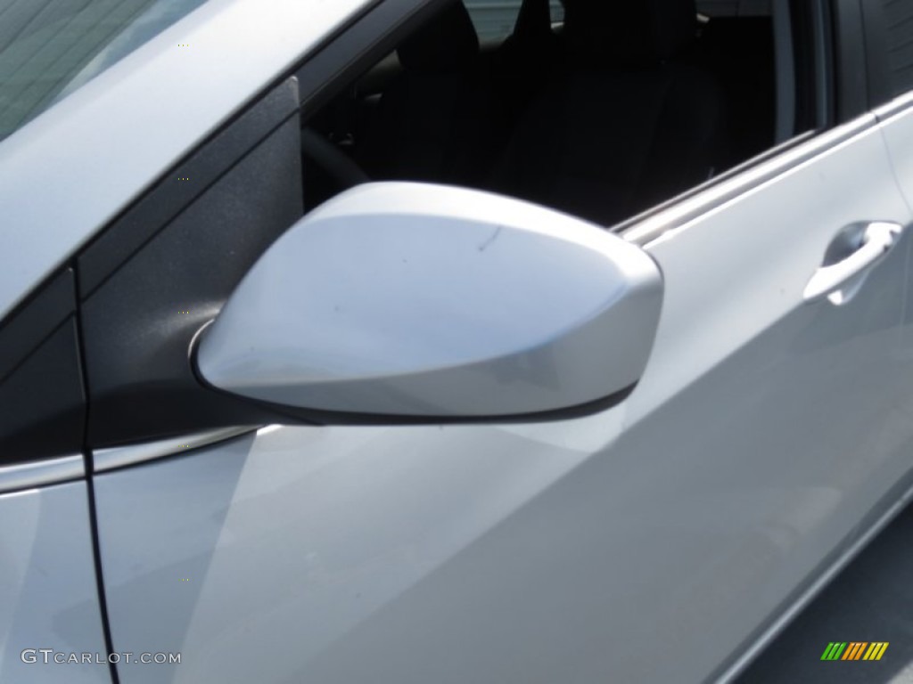 2013 Elantra GT - Shimmering Air Silver / Black photo #11