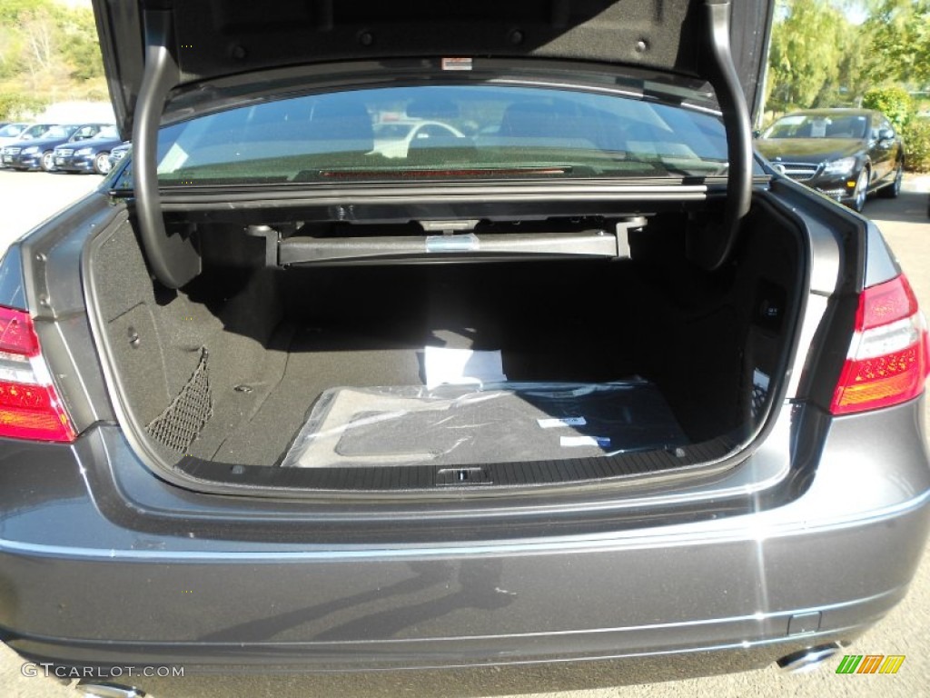 2013 Mercedes-Benz E 350 Sedan Trunk Photo #72219659